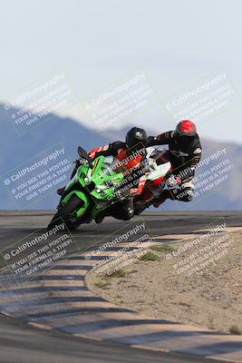 media/Nov-16-2025-Race Pace (Sun) [[8c5fa54630]]/Verified Riders/8-Turn 12 (120pm)/